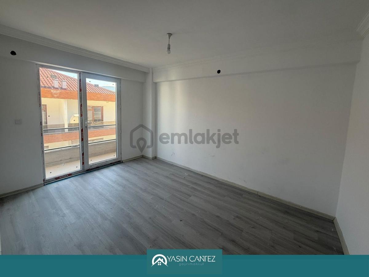 Yasin Cantez' Den Kütahya Merkezde 1+1 Satılık Daire - 12