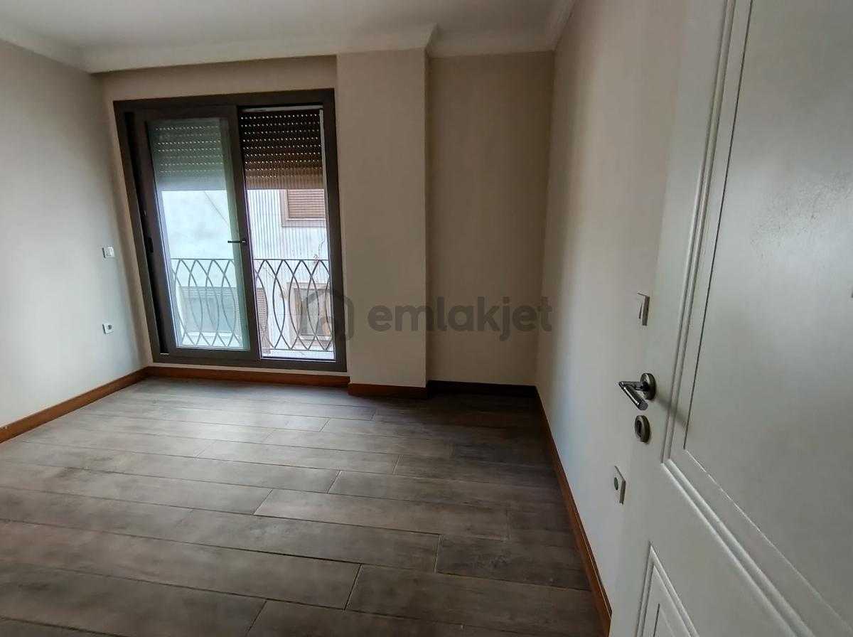 Rw Akar'dan Nejat Hepkon'da Kiralık 2+1 Daire - 13