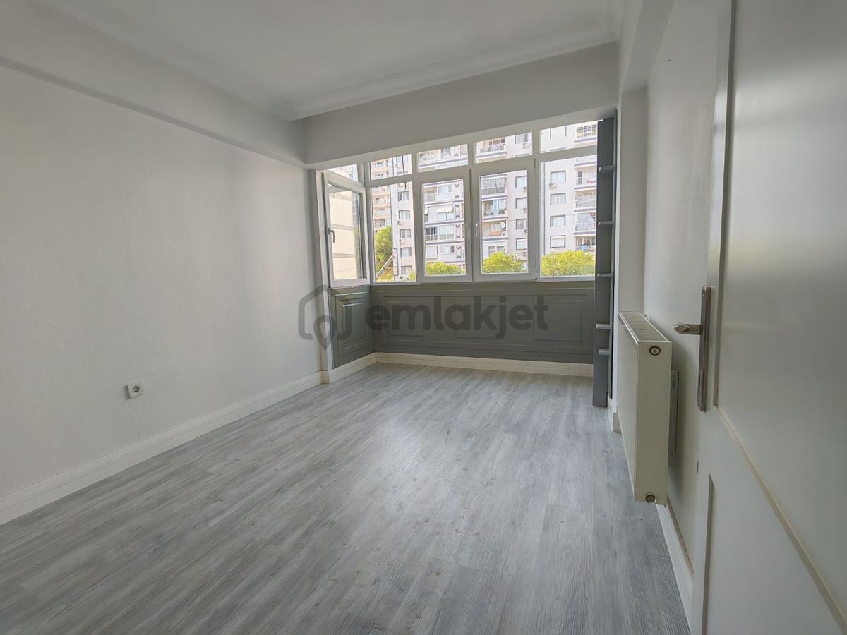 Deniz Manzaralı 3+1 İç Mimarıyla Tasarımlanmış Daire - 25