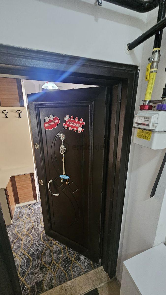 A K Mutludan Yeşilyurtta Kombili Ayrı Mutfaklı 2+1 Giriş Daire