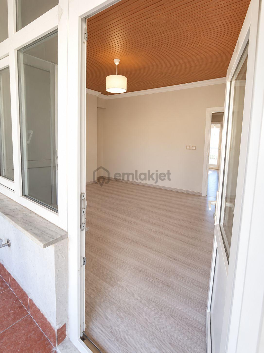 Esentepe Mahallesi Kiralık Çatı Katı Daire - 3