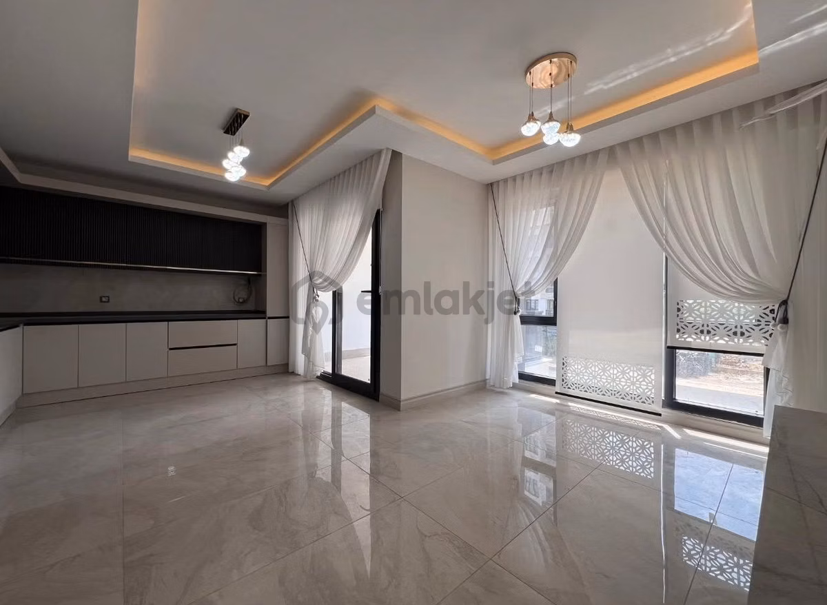 Ümraniye'de Sahibinden Kiralık 2+1 Daire Sahibi: 𝟢𝟻𝟺𝟷’ 𝟼𝟹𝟼’ 𝟻𝟼𝟽𝟾 - 4