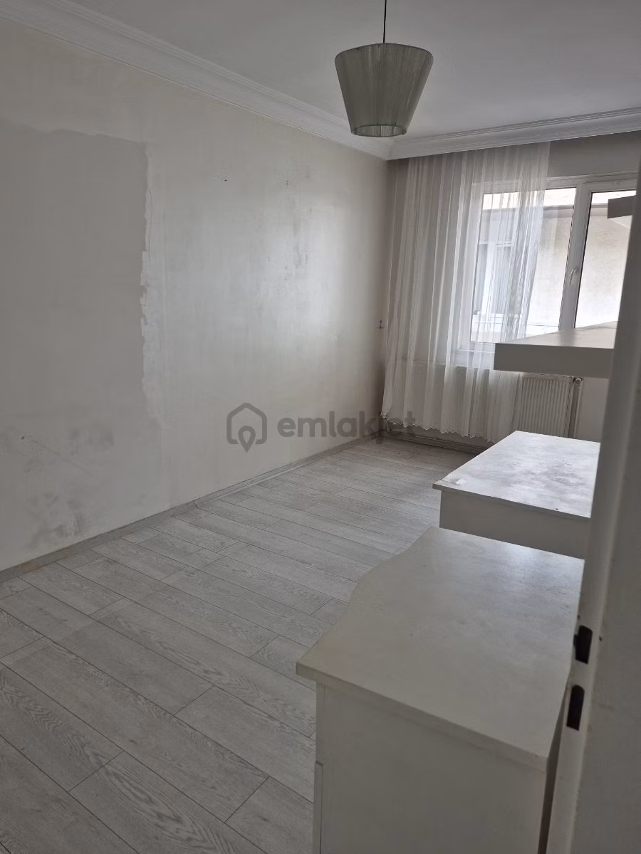 Hacıhalil Mah Kiralık 3+1 Daire - 14