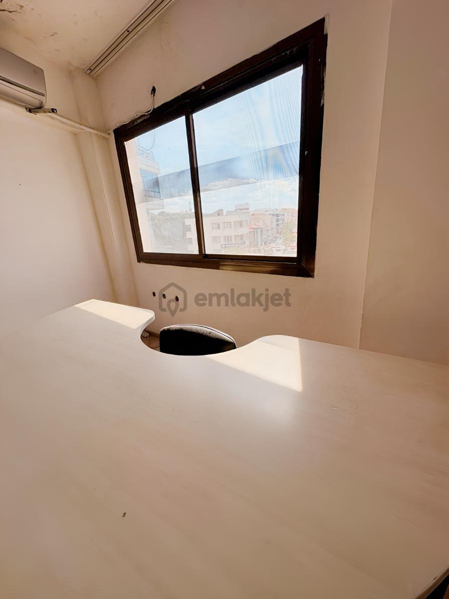 Seferihisar Merkezde Satılık Ofis Rw Akar /19m2 - 8