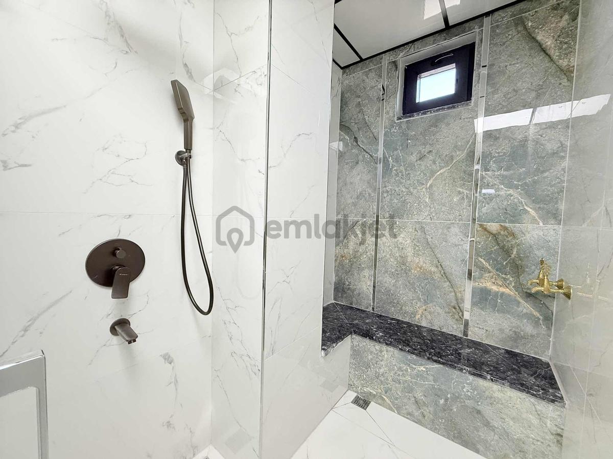 Özgün'den Vadişehir Mahallesi Mükemmel Konumda Villa - 34