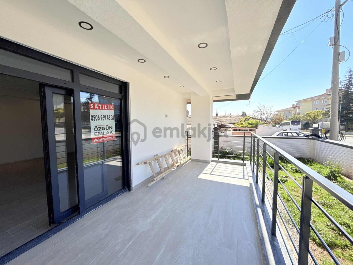 Özgün'den Vadişehir Mahallesi Mükemmel Konumda Villa - 22