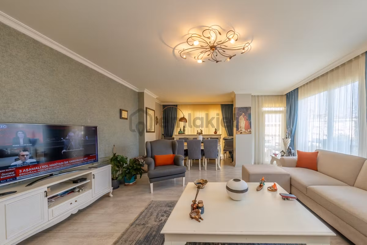 Bahçelievler Kadir Has Avm Yakını Kiralık 2+1 100 M2 Net - 4