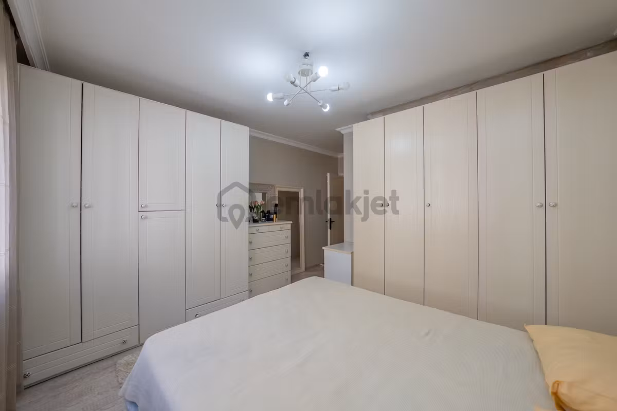 Bahçelievler Kadir Has Avm Yakını Kiralık 2+1 100 M2 Net - 17