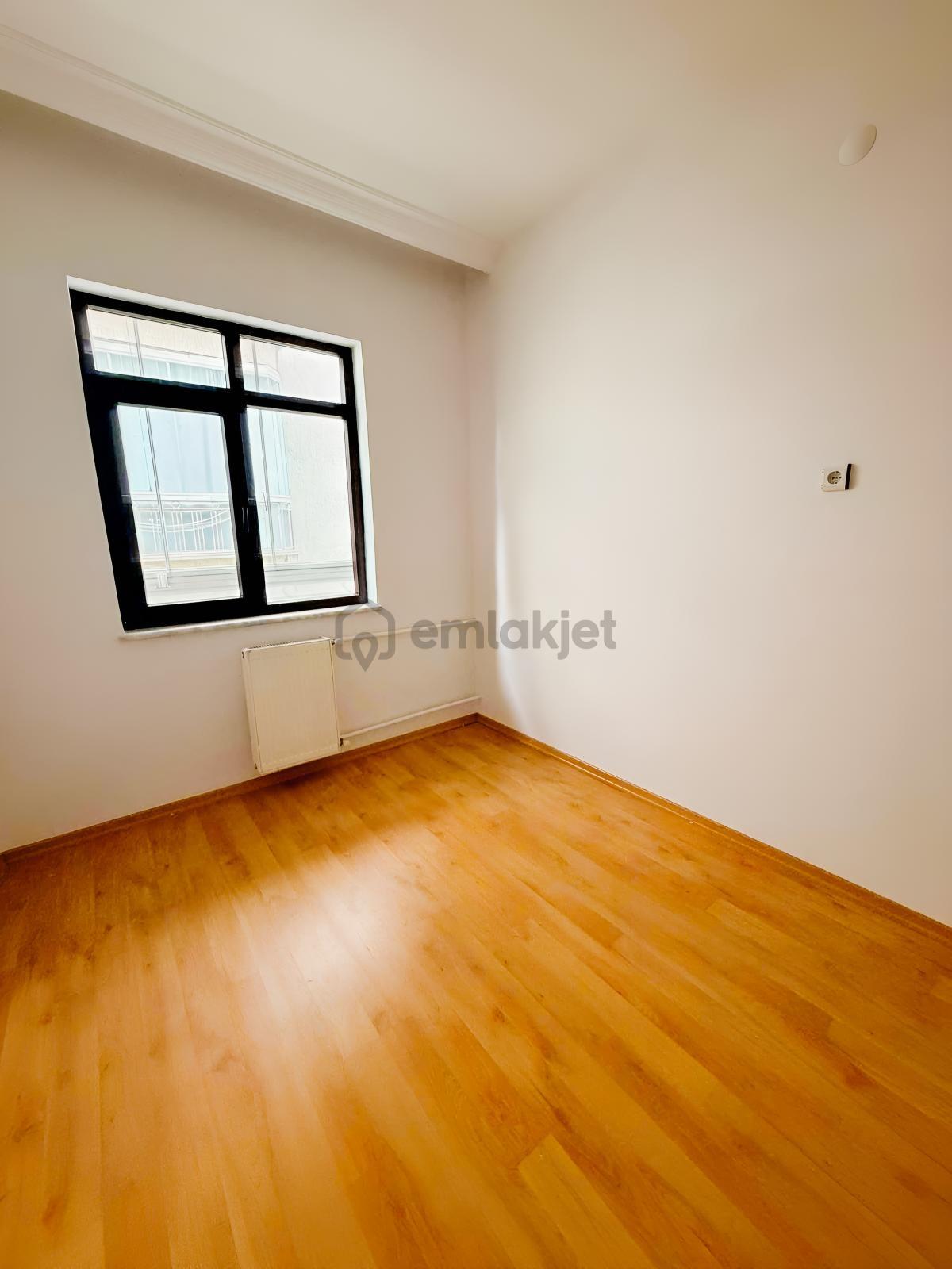 Mebusevlerinde Anıtkabirin Köşesinde Satılık 3+1 Daire - 13