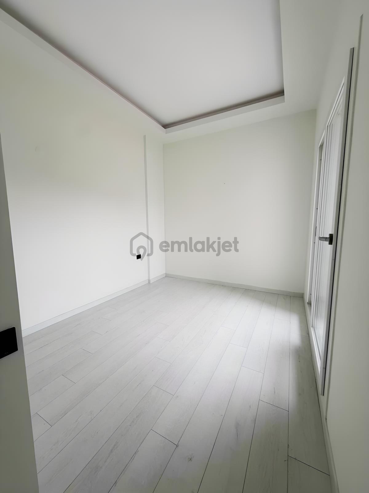 Kadınlar Denizinde 2+1 Lüks Daire - 11