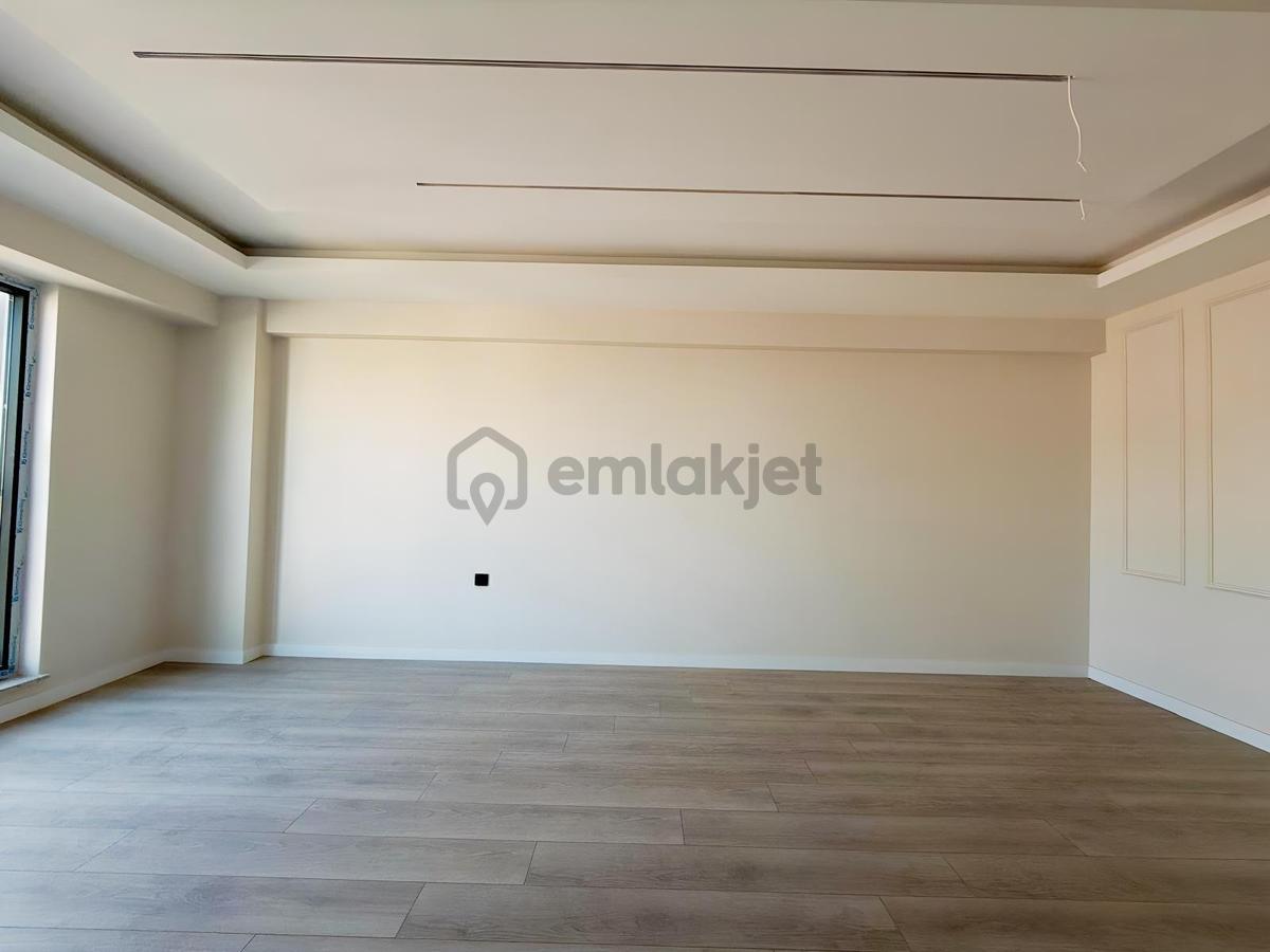 Bandırma Mavi Emlaktan 2+1 Ebeveyn Banyolu Lüks Satılık D. - 13