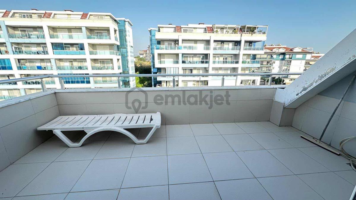 Aura Blue'da Acil Satılık 3+1 Lüx Eşyalı Satılık Dublex Daire - 17