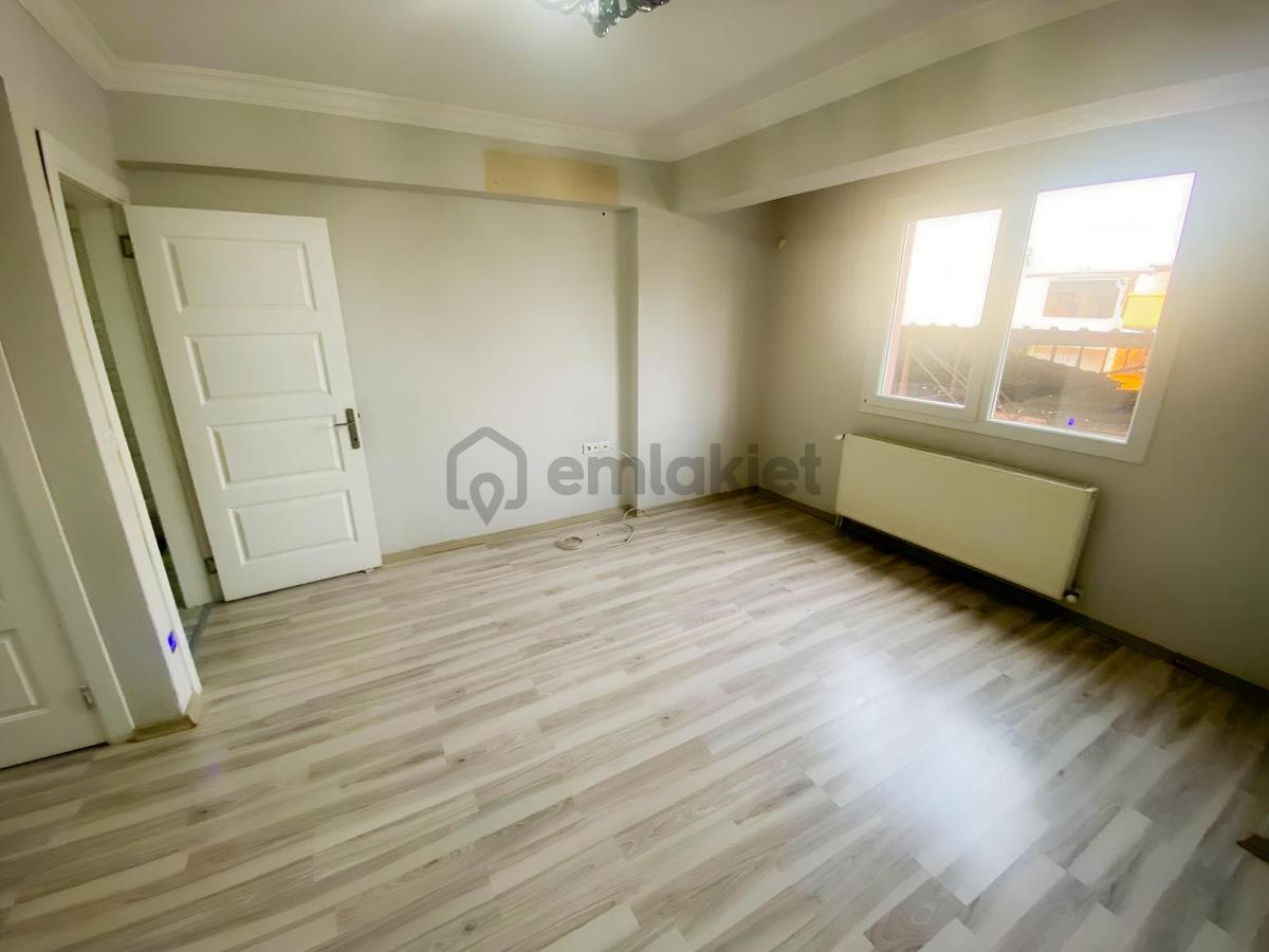 Karabağlar Bozyakada Doğalgazlı 3+1 Kiralık Daire - 8