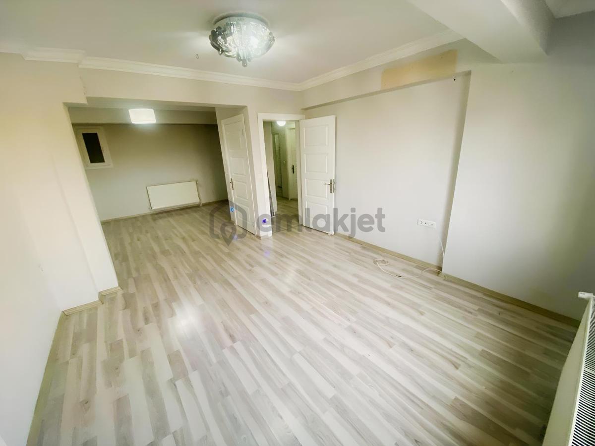 Karabağlar Bozyakada Doğalgazlı 3+1 Kiralık Daire - 13