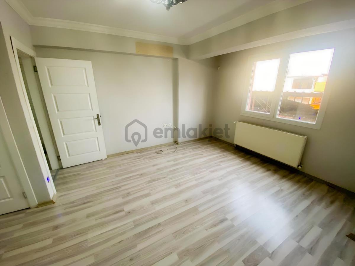 Karabağlar Bozyakada Doğalgazlı 3+1 Kiralık Daire - 6