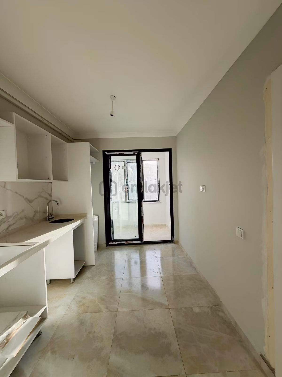 Bandırma Mavi Emlaktan 600 Evler Mah. 2+1 Satılık Daireler - 15
