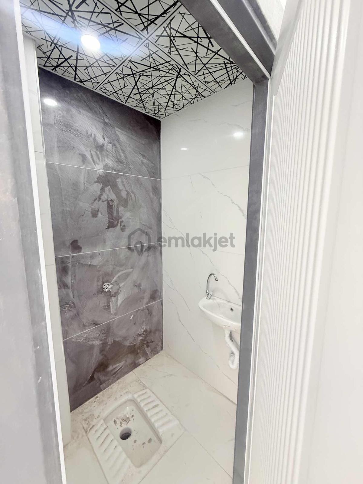 Özgün'den Emek Mh Dilek Caddesi Yakını 2+1 Daireler - 19