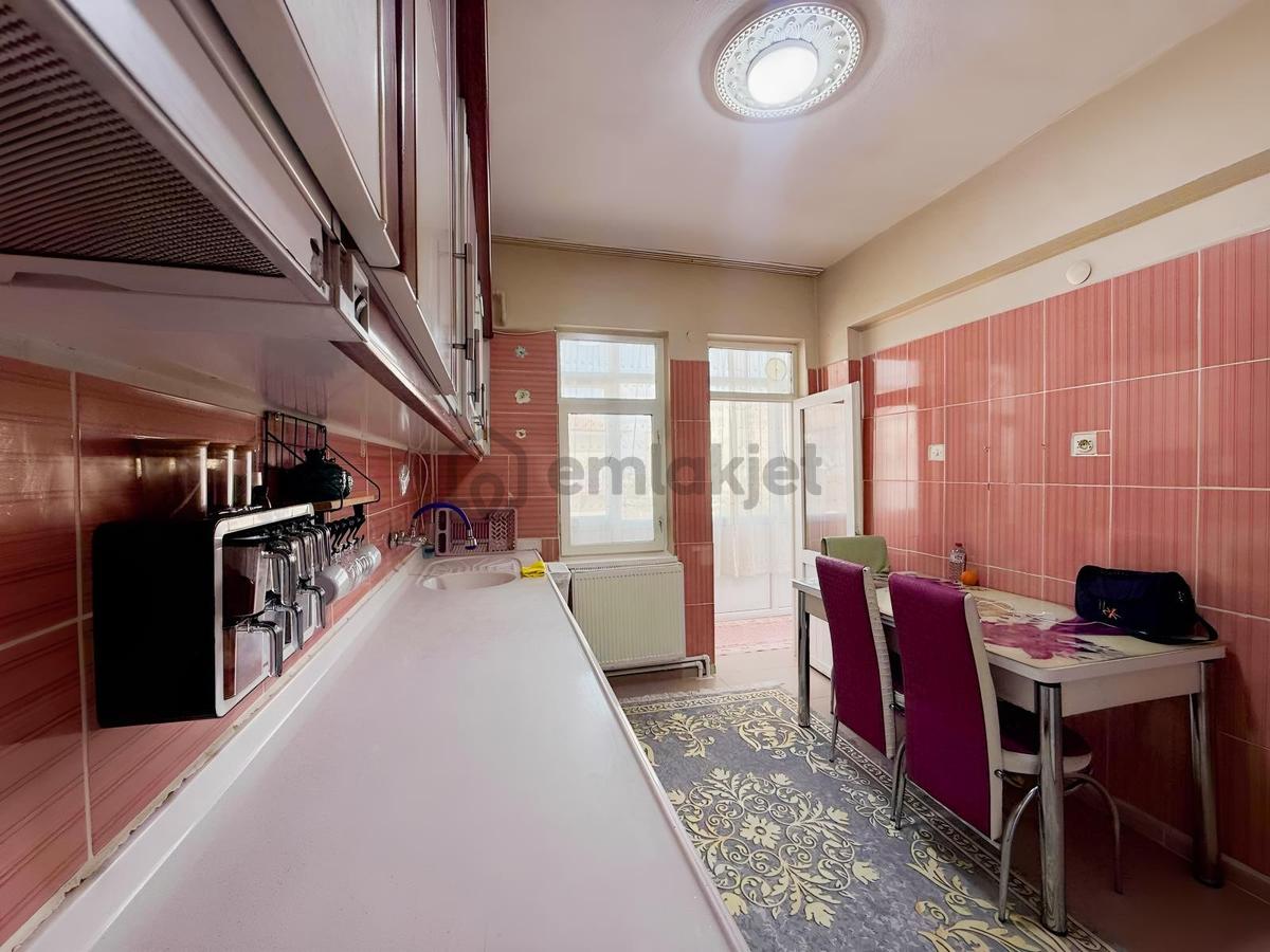 Hocaahmet Yesevi Mah. Ana Cadde Üzeri 3+1 Daire - 12