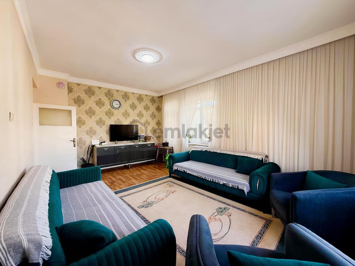 Hocaahmet Yesevi Mah. Ana Cadde Üzeri 3+1 Daire - 7