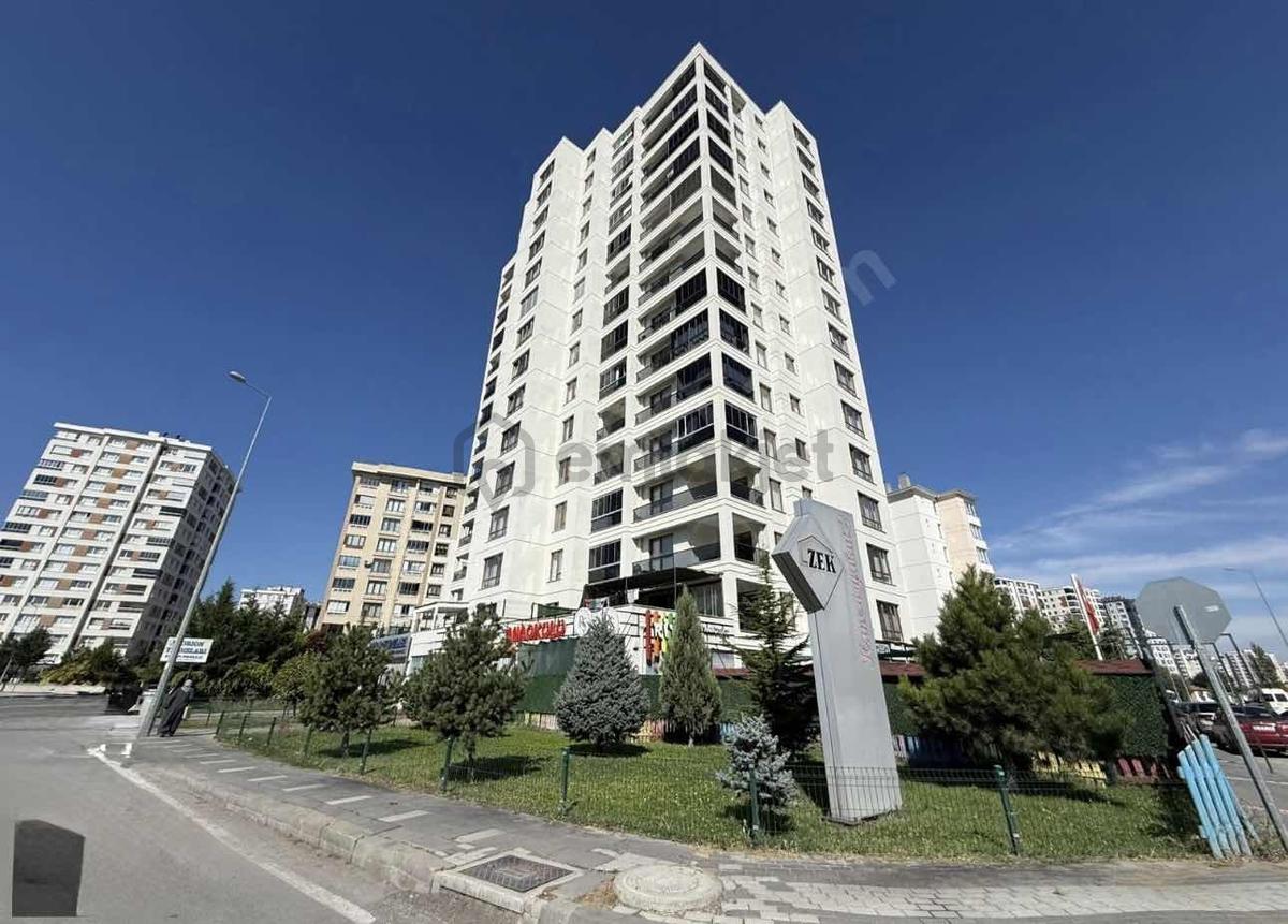 Yakut'ta Harika Konumda 190m Satılık Daire - 2