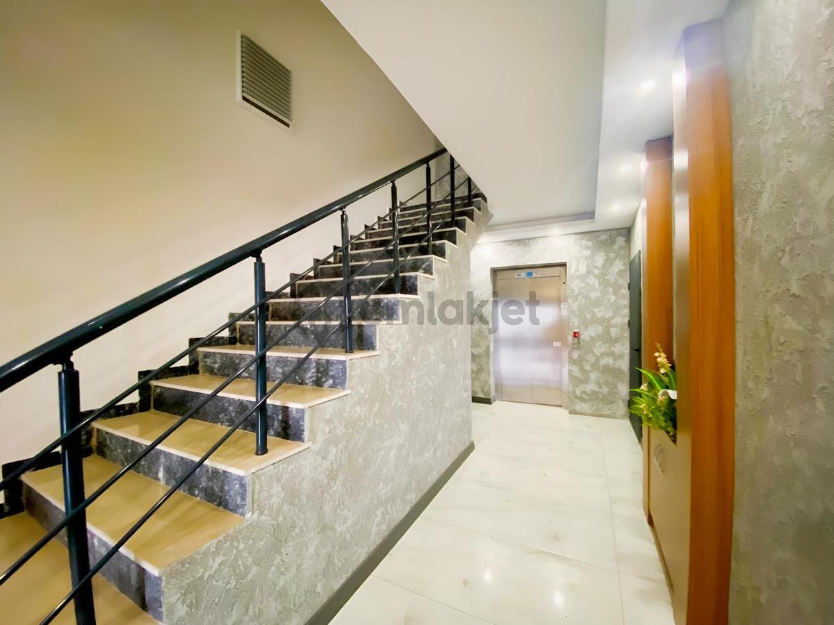 Bornova Caddesine Cephe Deniz Manzarlı Sıfır 3+1 Satılık Daire - 3