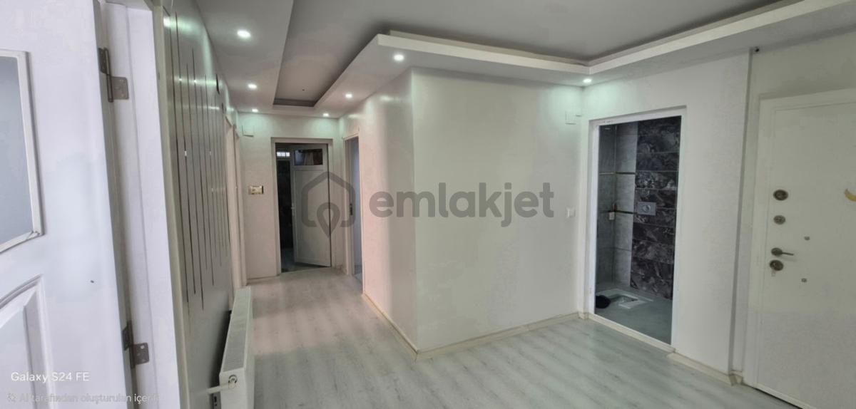 Sahibinden İncirlik'te 3 Cepheli, Kapalı Mutfak 3+1 Satılık Daire - 11
