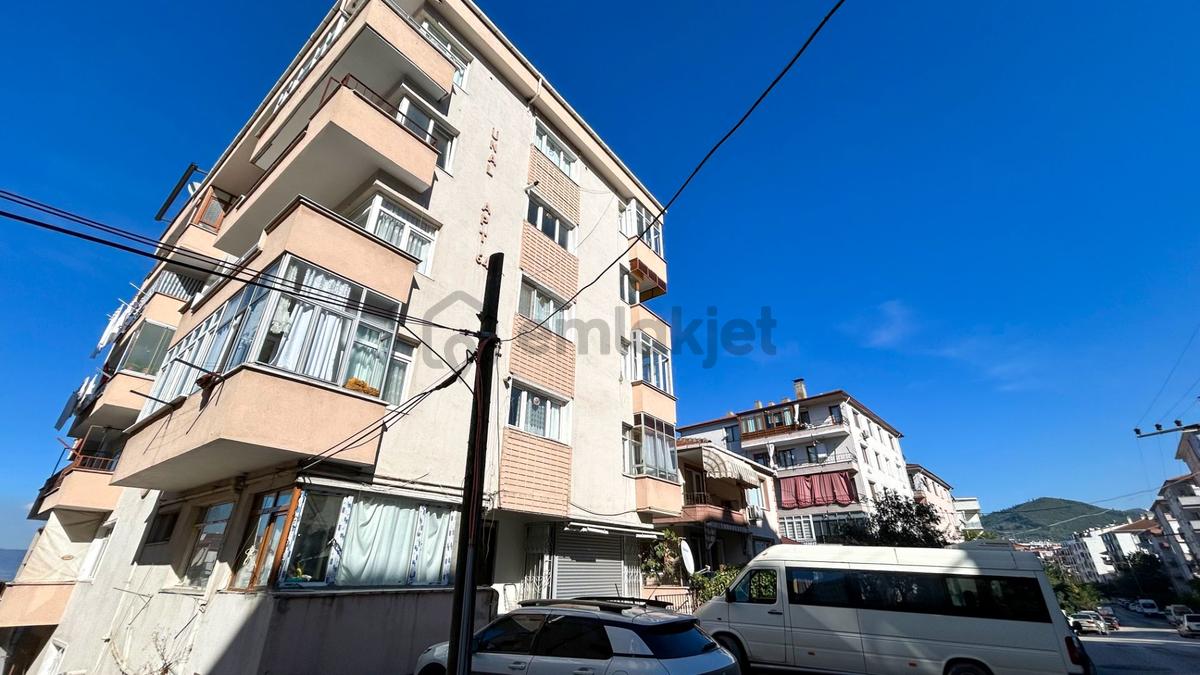 Uzmanlar'dan Çiftlik Caddesi Bakımlı Satılık 3+1 Daire - 19