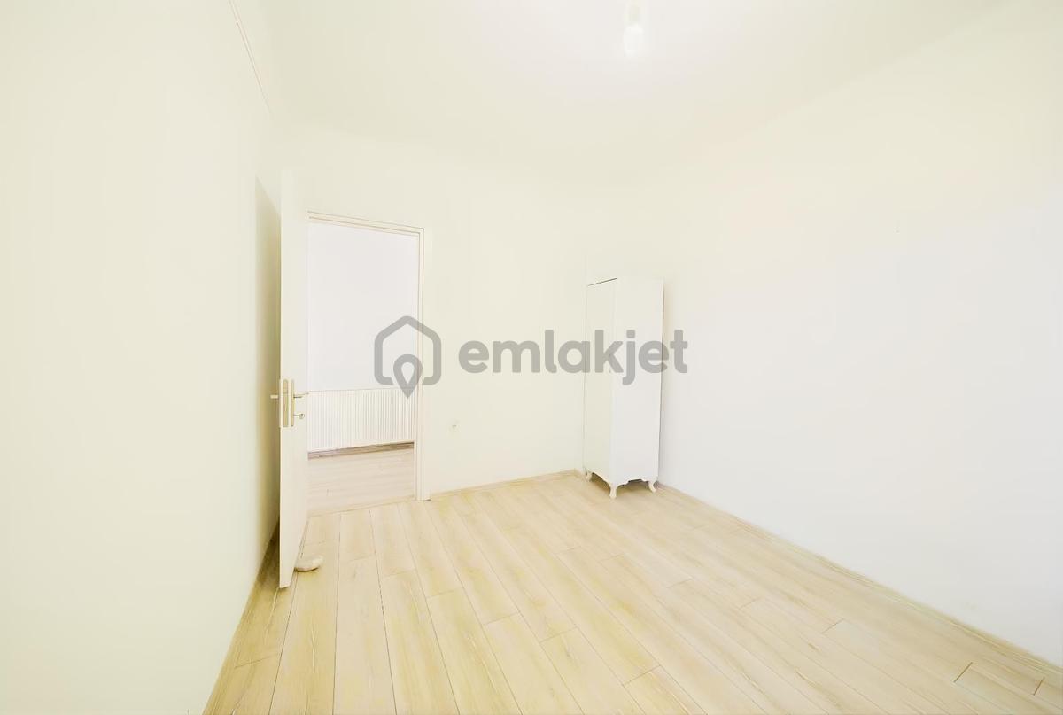 Deniz Manzaralı Merkezi Konumda Satılık Daire - 12