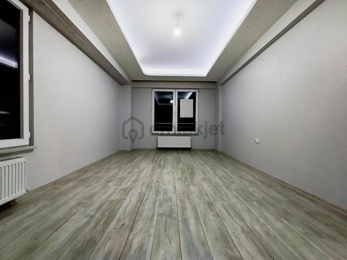 Eminevim, Birevim, Banka Kredisine Vb. Uygun, Site İçi, Lüks 3+1
