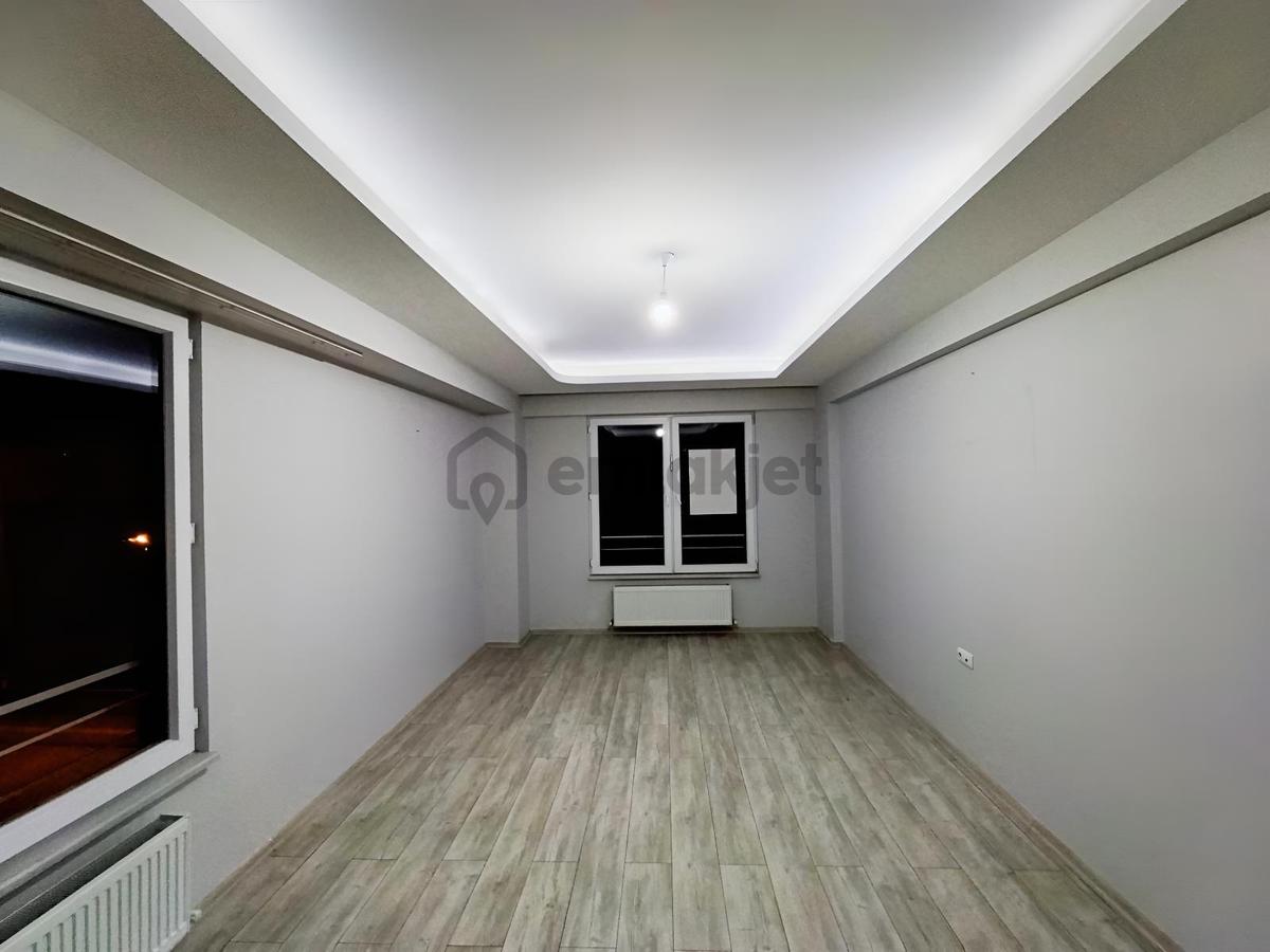 Eminevim, Birevim, Banka Kredisine Vb. Uygun, Site İçi, Lüks 3+1 - 3