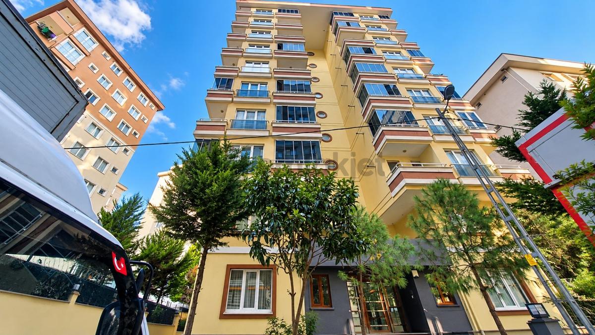 Çekmeköy Taşdelen'de Lüks/ Otoparklı/arakat /3+1