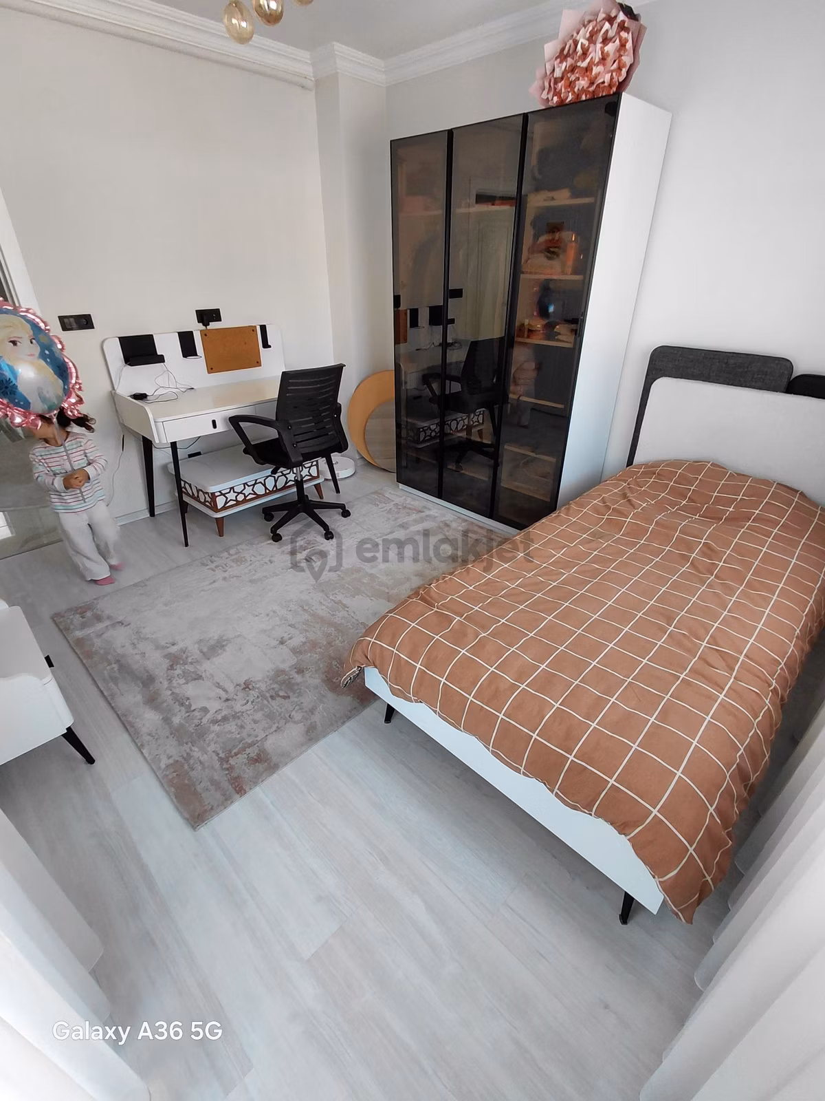 Tren İstasyonu Karşısı 145 M2 3+1 Satılık Daire - 12