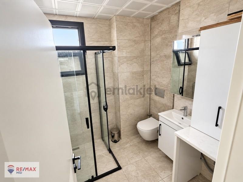 Re/max Mıd | Bahçelievler Mahallesi'nde Kiralık Ofis - 9