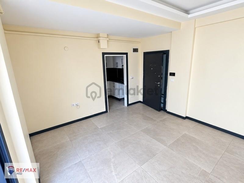 Re/max Mıd | Bahçelievler Mahallesi'nde Kiralık Ofis - 13
