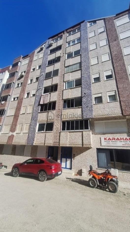 Acarlar Emlaktan Satılık 2+1 Büyük Daire
