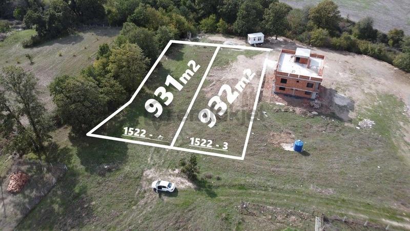 Yeniköy'de 932 M2 Satılık Arsalar - 3