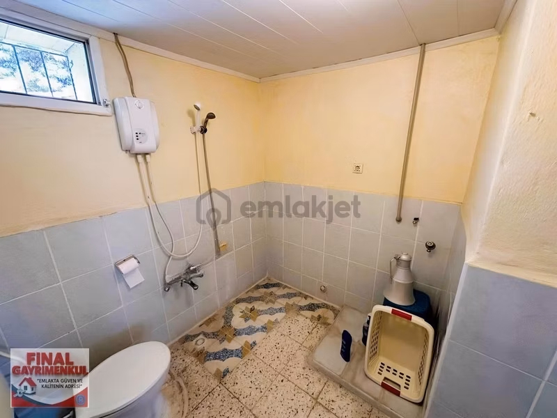 Üçpınar Köyiçinde Satılık Bahçeli Köy Evi - 12