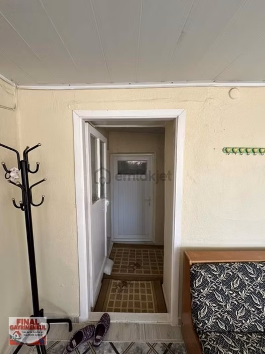 Üçpınar Köyiçinde Satılık Bahçeli Köy Evi - 5