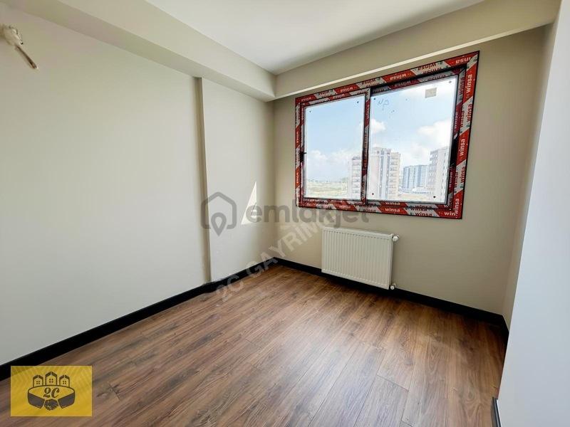 Esentepe'de 724 Güvenlik+havuzlu 4+1 Açık Mutfak+çift Banyo+g.o. - 24