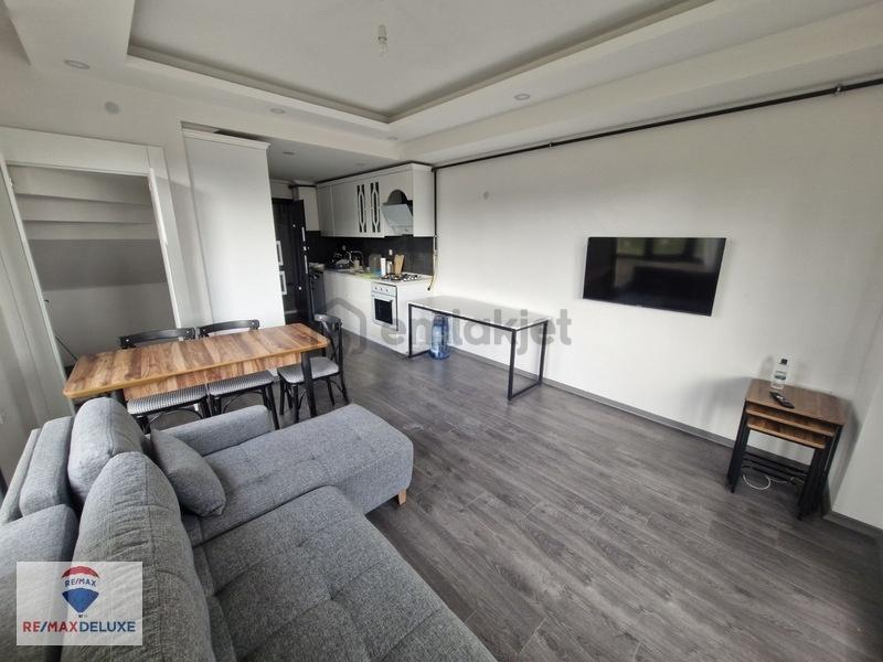 Başiskele'de Teraslı Manzaralı Eşyalı Kiralık 1+1 Dubleks Daire - 4