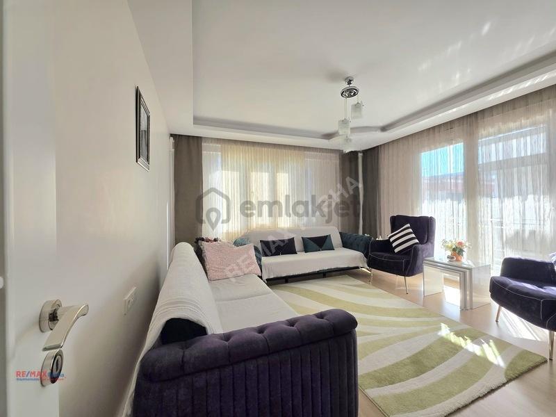 Aydın Efeler Mah. 2+1 Satılık Ayrı Mutfak Yerden Isıtmalı Daire - 12