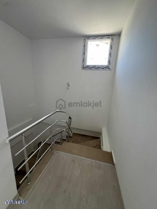 Taşyakada Deniz Manzaralı, Geniş Teraslı Çatı Dubleksi - 23