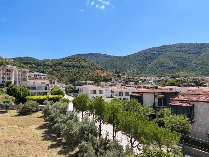 Güzelçamlıda Full Deniz Ve Doğa Manzaralı Geniş 3+2 Villa - 30