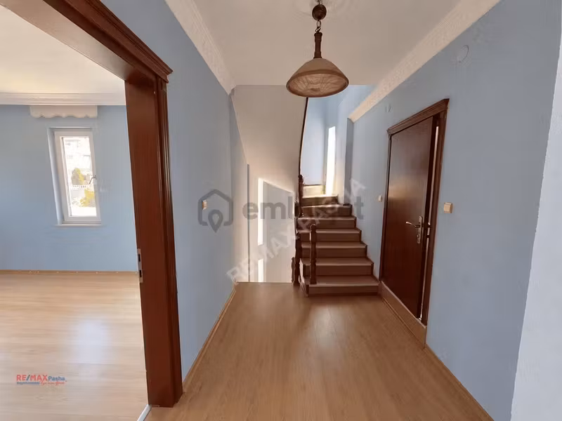 Güzelçamlıda Full Deniz Ve Doğa Manzaralı Geniş 3+2 Villa - 17