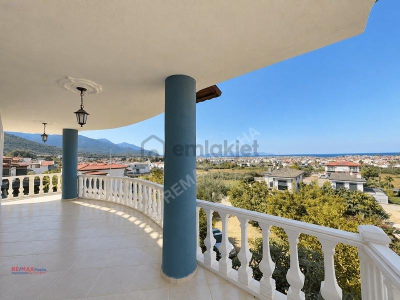 Güzelçamlıda Full Deniz Ve Doğa Manzaralı Geniş 3+2 Villa - 31