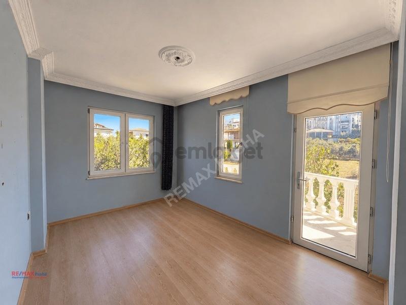 Güzelçamlıda Full Deniz Ve Doğa Manzaralı Geniş 3+2 Villa - 23