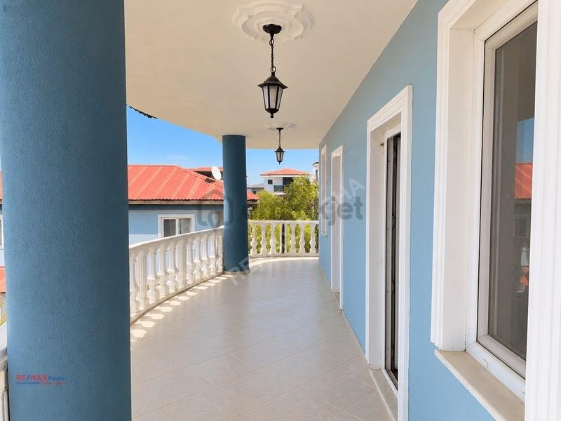 Güzelçamlıda Full Deniz Ve Doğa Manzaralı Geniş 3+2 Villa - 29