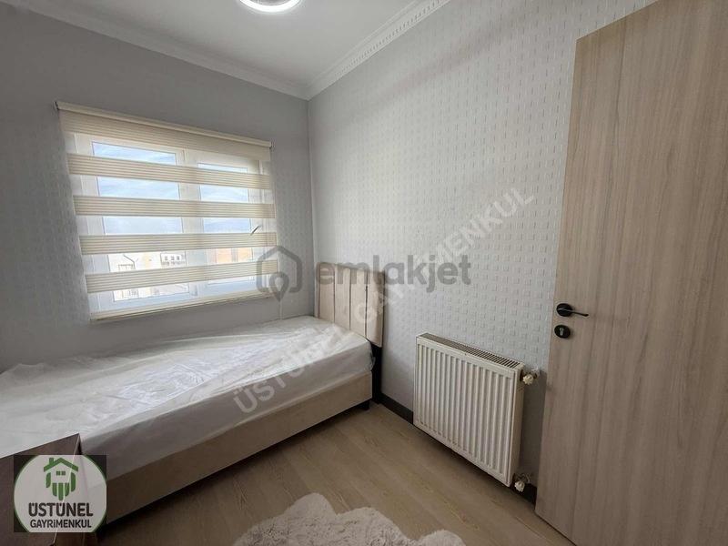 Üstünel'den Havuzlu Site İçerisinde Şehir Manzaralı 2+1 Daire - 21