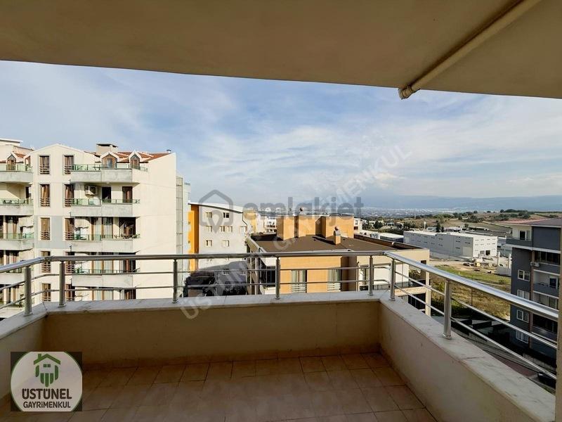Üstünel'den Havuzlu Site İçerisinde Şehir Manzaralı 2+1 Daire - 10