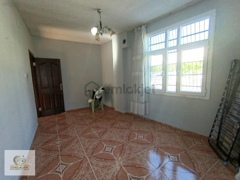 Şakirpaşa Uçak Mahallesi 2+1 3 Tarafı Sokak - 4